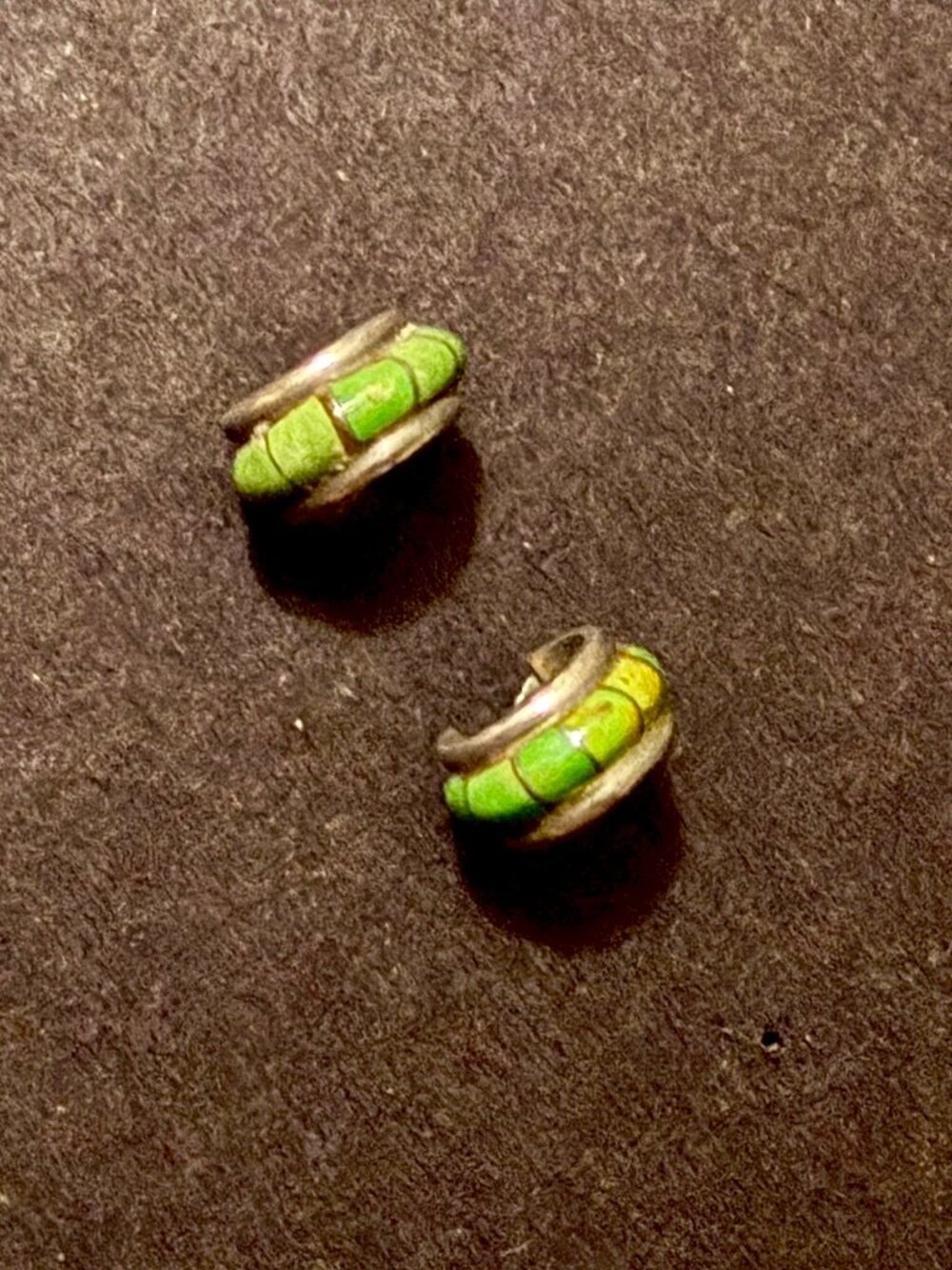 Green Turquoise Inlay Silver Huggie Hoop Earrings Southwestern Boho - Picture 2 of 3